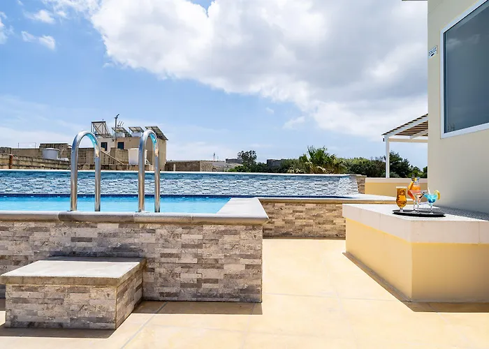 Il-logga Boutique Xaghra