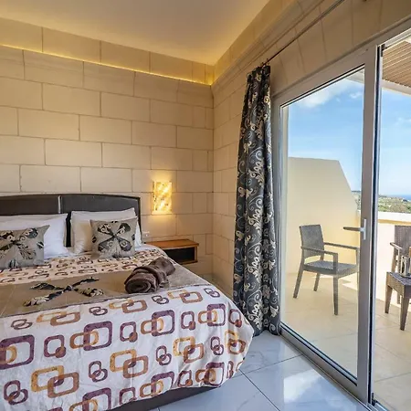 Il-logga Boutique فندق Xagħra